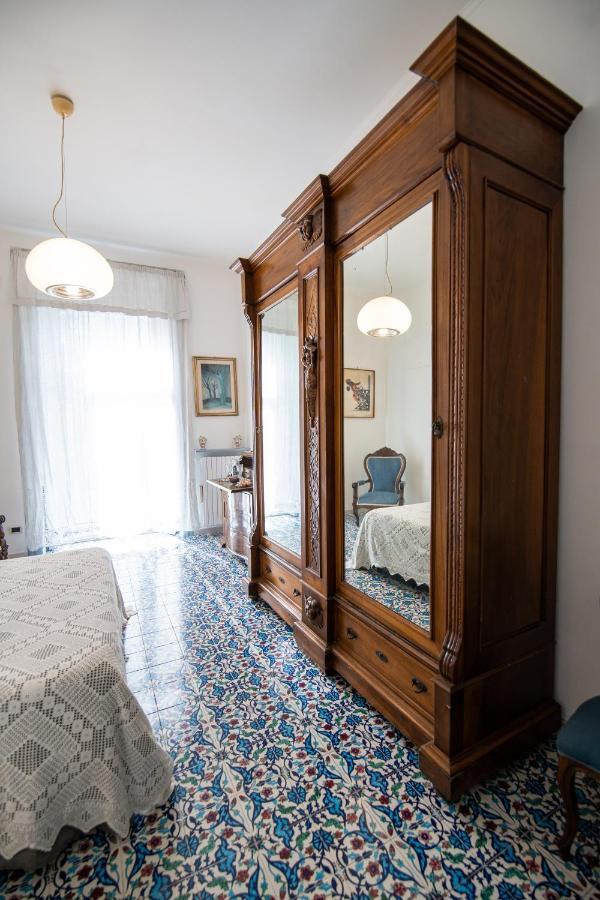 D'Angleterre Guest House Salerno Dış mekan fotoğraf